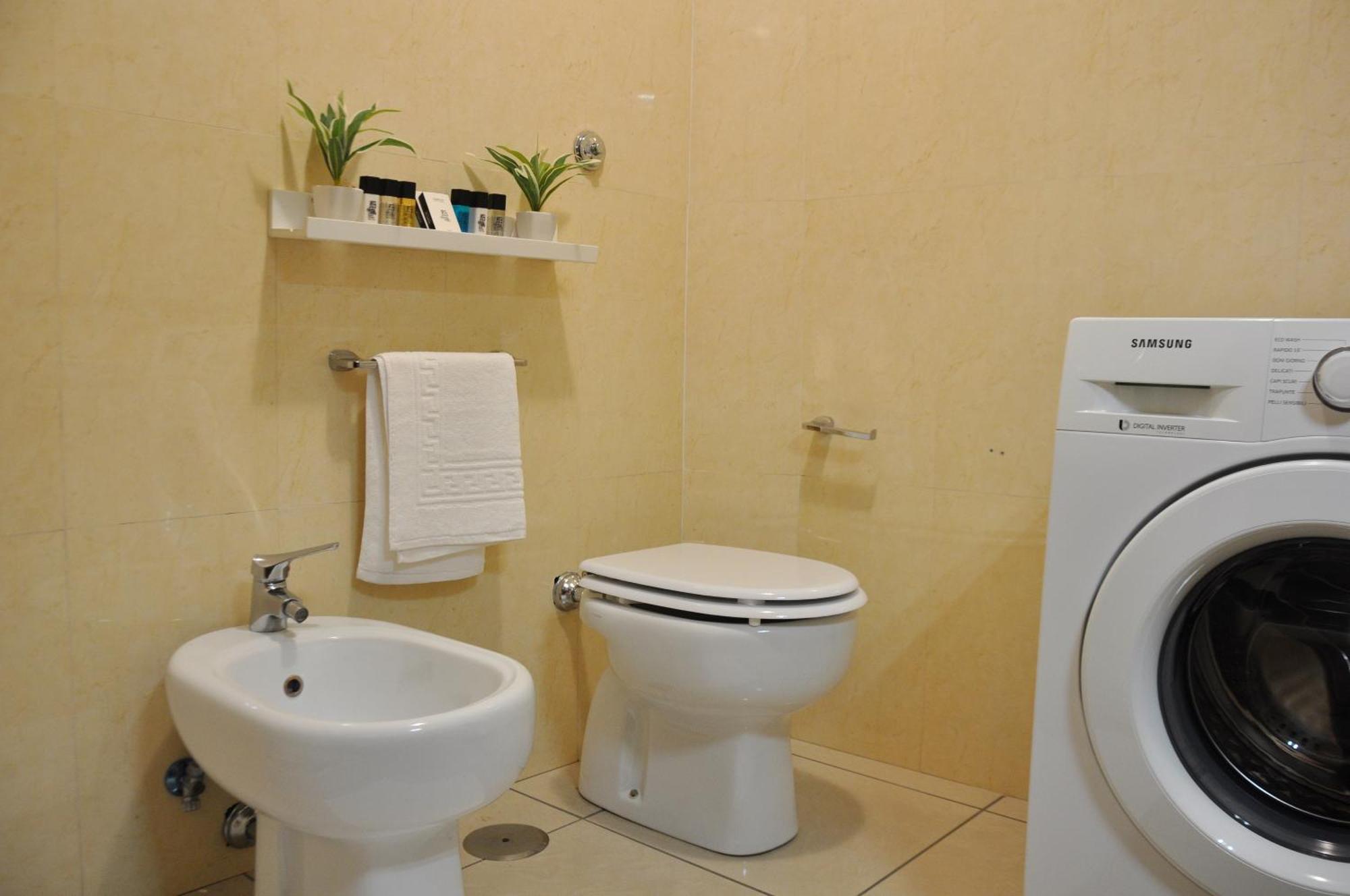 Le Muse Apartment Касерта Екстериор снимка