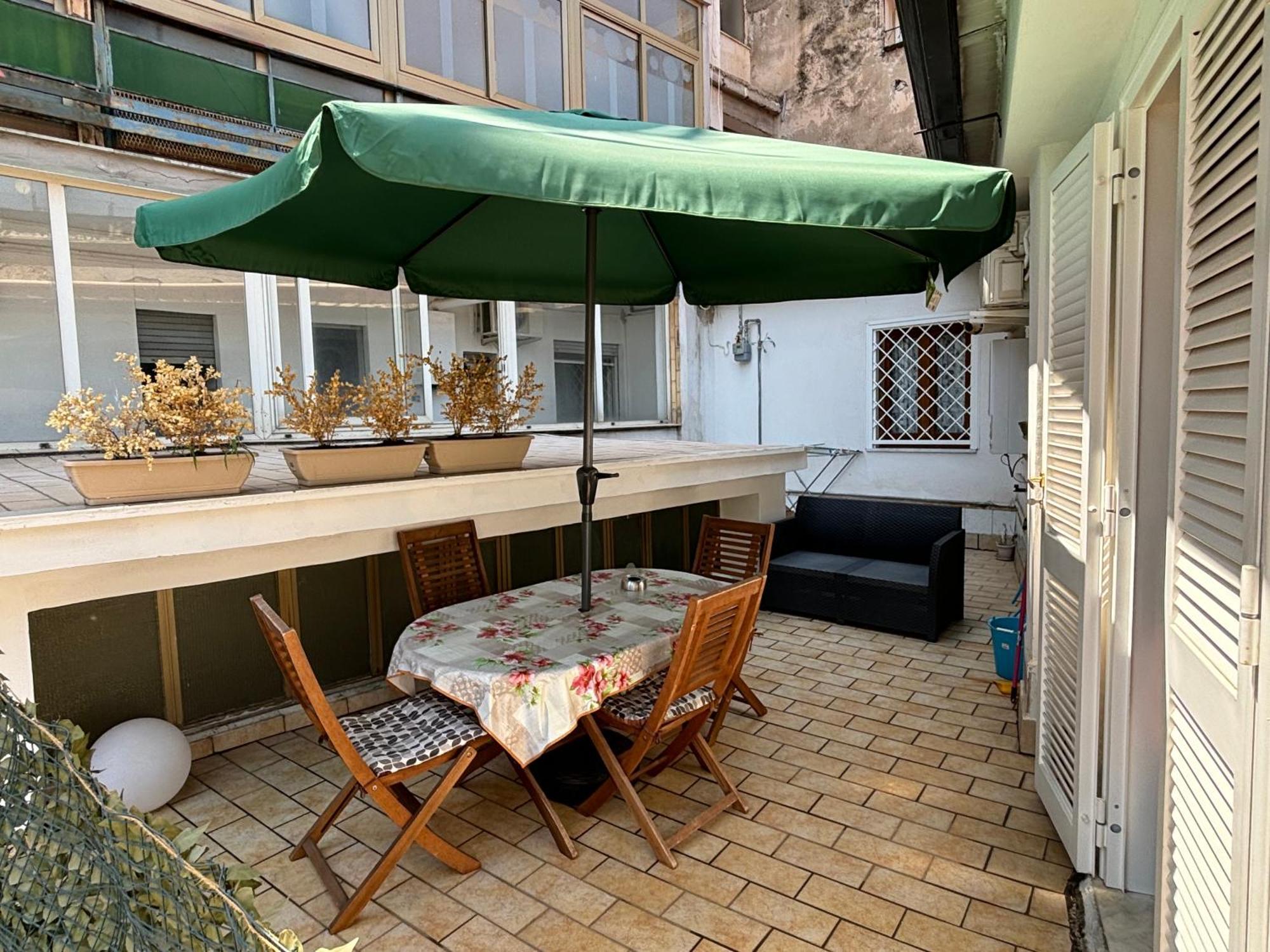 Le Muse Apartment Касерта Екстериор снимка